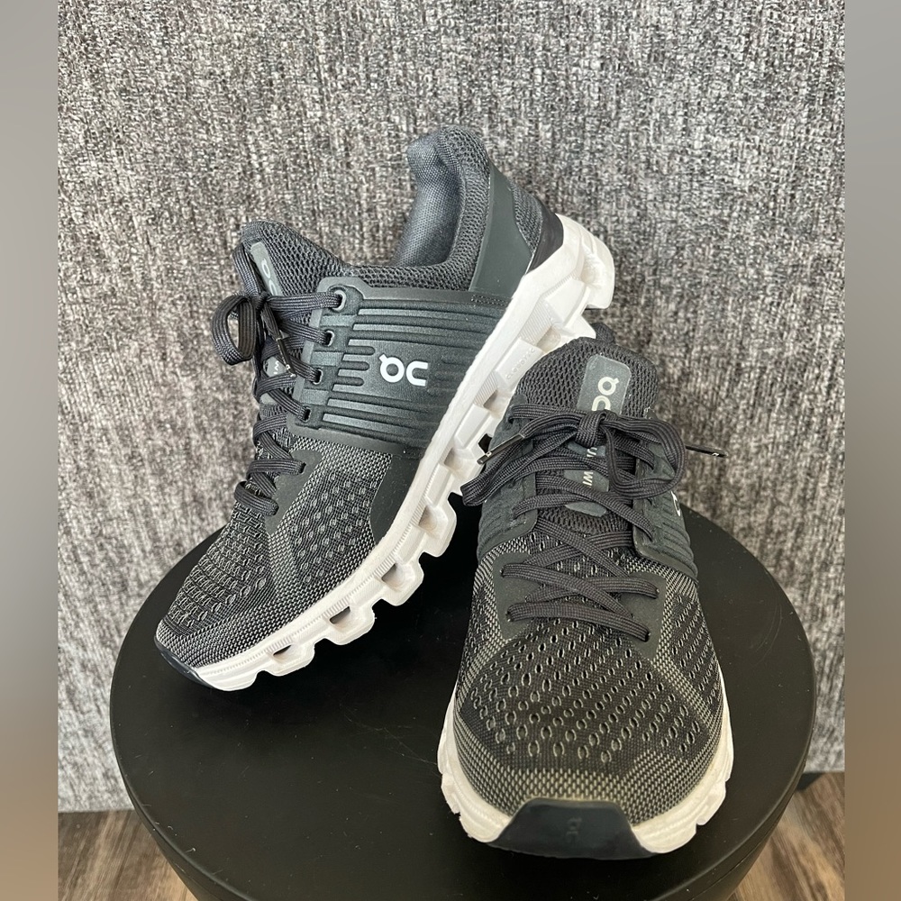 On CloudSwift Women’s Size 7